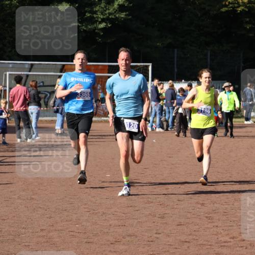 27.09.2026 - 35. Volkslauf durch das schöne Alstertal Strokosch-Dieckow http://msf.ph/oto/10582646 27.09.2026 11:15:16 Ziel 3120, 3186, 3365 meine-sportfotos.de