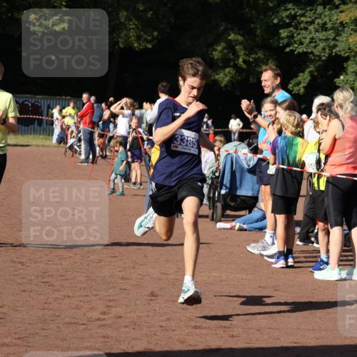 27.09.2026 - 35. Volkslauf durch das schöne Alstertal Strokosch-Dieckow http://msf.ph/oto/10582658 27.09.2026 11:14:47 Ziel 3202, 3288, 3385 meine-sportfotos.de