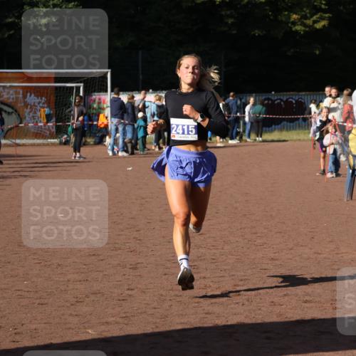 27.09.2026 - 35. Volkslauf durch das schöne Alstertal Strokosch-Dieckow http://msf.ph/oto/10582687 27.09.2026 11:13:47 Ziel 2415 meine-sportfotos.de