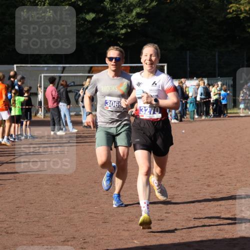 27.09.2026 - 35. Volkslauf durch das schöne Alstertal Strokosch-Dieckow http://msf.ph/oto/10582722 27.09.2026 11:13:09 Ziel 3069, 3270, 3995 meine-sportfotos.de