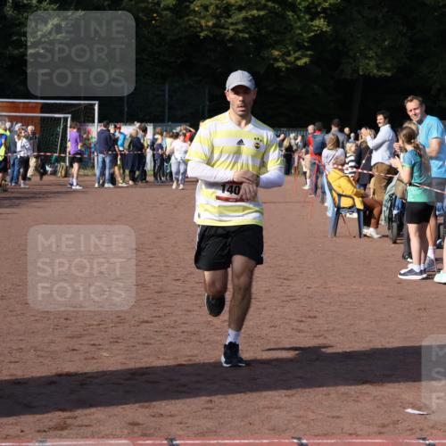27.09.2026 - 35. Volkslauf durch das schöne Alstertal Strokosch-Dieckow http://msf.ph/oto/10582772 27.09.2026 11:27:44 Ziel 1408, 3313 meine-sportfotos.de