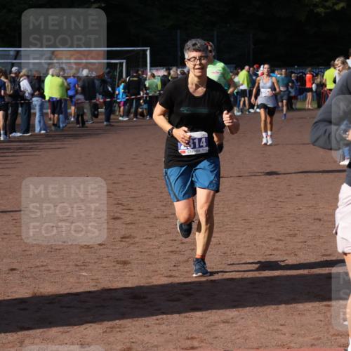 27.09.2026 - 35. Volkslauf durch das schöne Alstertal Strokosch-Dieckow http://msf.ph/oto/10582876 27.09.2026 11:32:14 Ziel 2314, 3256, 3369, 3415 meine-sportfotos.de