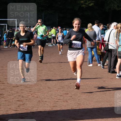 27.09.2026 - 35. Volkslauf durch das schöne Alstertal Strokosch-Dieckow http://msf.ph/oto/10582888 27.09.2026 11:32:12 Ziel 2314, 3369, 3415 meine-sportfotos.de