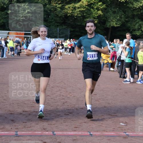 27.09.2026 - 35. Volkslauf durch das schöne Alstertal Strokosch-Dieckow http://msf.ph/oto/10583025 27.09.2026 11:31:11 Ziel 3119, 3141, 3172, 3350 meine-sportfotos.de