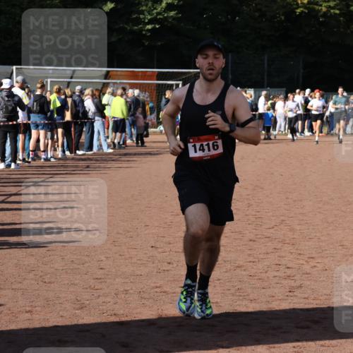 27.09.2026 - 35. Volkslauf durch das schöne Alstertal Strokosch-Dieckow http://msf.ph/oto/10583037 27.09.2026 11:30:58 Ziel 1416 meine-sportfotos.de