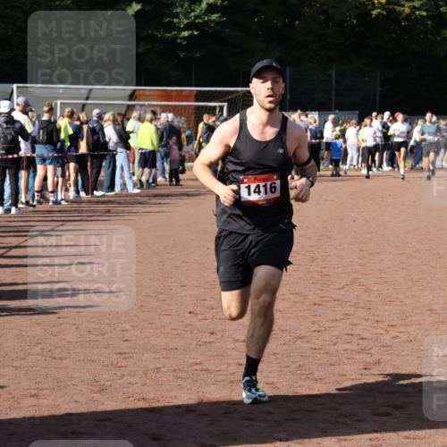 27.09.2026 - 35. Volkslauf durch das schöne Alstertal Strokosch-Dieckow http://msf.ph/oto/10583039 27.09.2026 11:30:58 Ziel 1416 meine-sportfotos.de