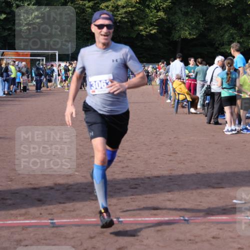 27.09.2026 - 35. Volkslauf durch das schöne Alstertal Strokosch-Dieckow http://msf.ph/oto/10583058 27.09.2026 11:30:41 Ziel 3063, 3219, 3972 meine-sportfotos.de