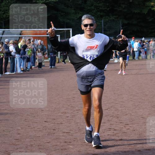 27.09.2026 - 35. Volkslauf durch das schöne Alstertal Strokosch-Dieckow http://msf.ph/oto/10583085 27.09.2026 11:30:30 Ziel 1415, 3275 meine-sportfotos.de