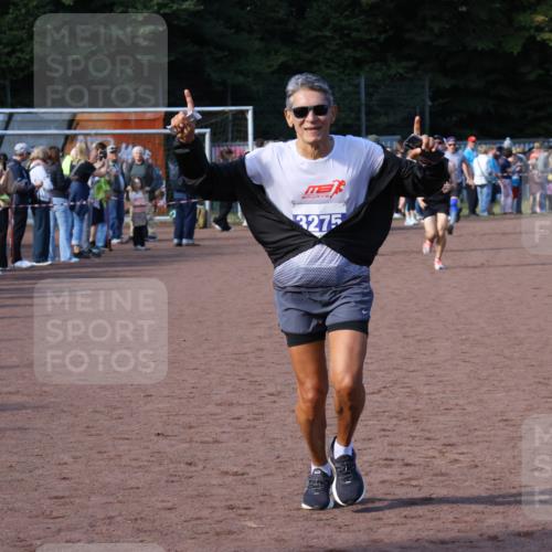 27.09.2026 - 35. Volkslauf durch das schöne Alstertal Strokosch-Dieckow http://msf.ph/oto/10583086 27.09.2026 11:30:30 Ziel 1415, 3275 meine-sportfotos.de