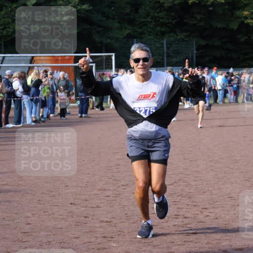 27.09.2026 - 35. Volkslauf durch das schöne Alstertal Strokosch-Dieckow http://msf.ph/oto/10583087 27.09.2026 11:30:30 Ziel 1415, 3275 meine-sportfotos.de
