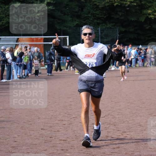 27.09.2026 - 35. Volkslauf durch das schöne Alstertal Strokosch-Dieckow http://msf.ph/oto/10583090 27.09.2026 11:30:30 Ziel 1415, 3275 meine-sportfotos.de