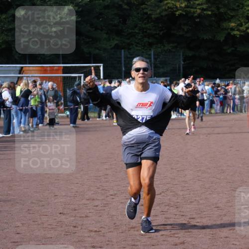 27.09.2026 - 35. Volkslauf durch das schöne Alstertal Strokosch-Dieckow http://msf.ph/oto/10583094 27.09.2026 11:30:29 Ziel 1415, 3275 meine-sportfotos.de