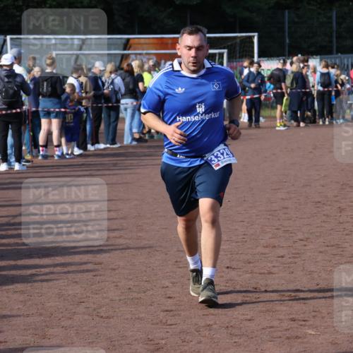 27.09.2026 - 35. Volkslauf durch das schöne Alstertal Strokosch-Dieckow http://msf.ph/oto/10583104 27.09.2026 11:30:10 Ziel 1414, 3329, 3347 meine-sportfotos.de