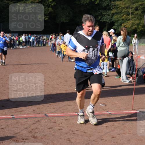 27.09.2026 - 35. Volkslauf durch das schöne Alstertal Strokosch-Dieckow http://msf.ph/oto/10583105 27.09.2026 11:30:06 Ziel 1414, 3142, 3329, 3347 meine-sportfotos.de