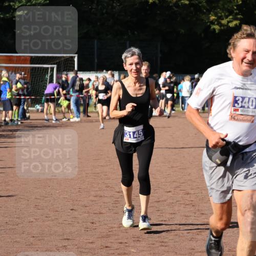 27.09.2026 - 35. Volkslauf durch das schöne Alstertal Strokosch-Dieckow http://msf.ph/oto/10583268 27.09.2026 11:29:01 Ziel 3145, 3190, 3401 meine-sportfotos.de