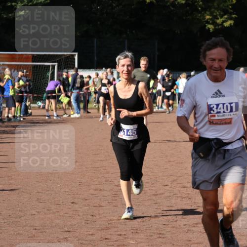 27.09.2026 - 35. Volkslauf durch das schöne Alstertal Strokosch-Dieckow http://msf.ph/oto/10583271 27.09.2026 11:29:01 Ziel 3145, 3190, 3401 meine-sportfotos.de