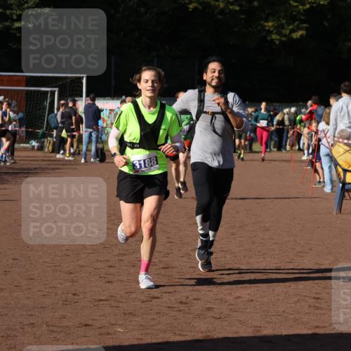 27.09.2026 - 35. Volkslauf durch das schöne Alstertal Strokosch-Dieckow http://msf.ph/oto/10583411 27.09.2026 11:26:12 Ziel 3188, 3379 meine-sportfotos.de