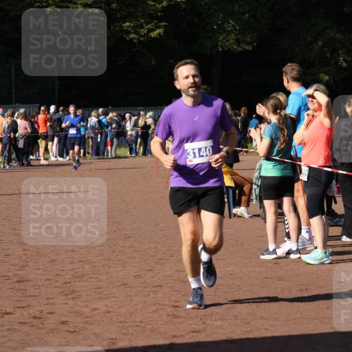 27.09.2026 - 35. Volkslauf durch das schöne Alstertal Strokosch-Dieckow http://msf.ph/oto/10583429 27.09.2026 11:25:54 Ziel 3094, 3140 meine-sportfotos.de