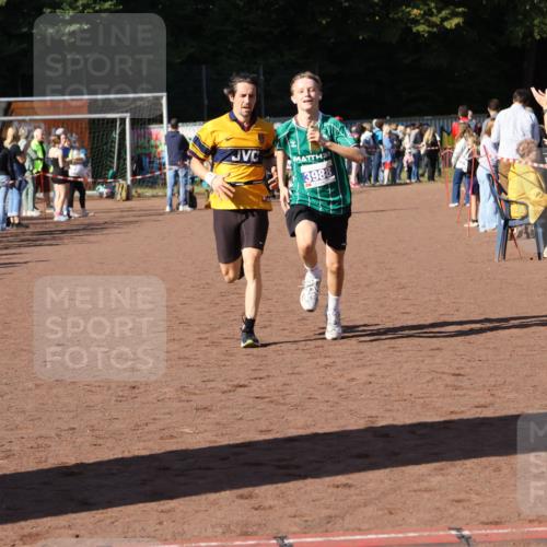 27.09.2026 - 35. Volkslauf durch das schöne Alstertal Strokosch-Dieckow http://msf.ph/oto/10583492 27.09.2026 11:25:04 Ziel 3292, 3314, 3988 meine-sportfotos.de