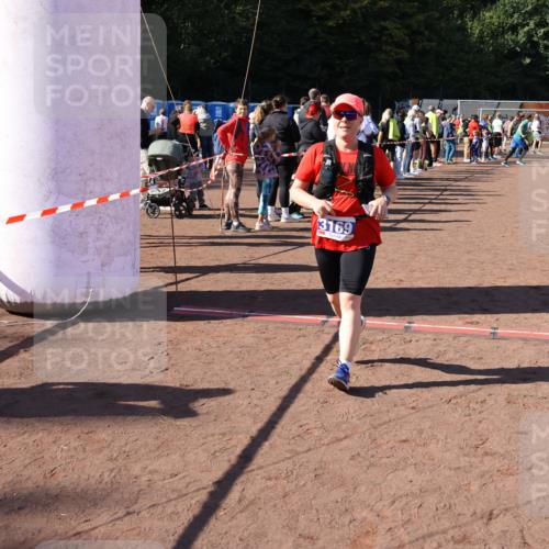27.09.2026 - 35. Volkslauf durch das schöne Alstertal Strokosch-Dieckow http://msf.ph/oto/10583570 27.09.2026 11:43:39 Ziel 1463, 2414, 3169 meine-sportfotos.de