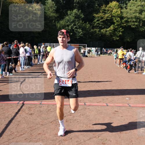 27.09.2026 - 35. Volkslauf durch das schöne Alstertal Strokosch-Dieckow http://msf.ph/oto/10583589 27.09.2026 11:43:37 Ziel 1463, 2414, 3169 meine-sportfotos.de