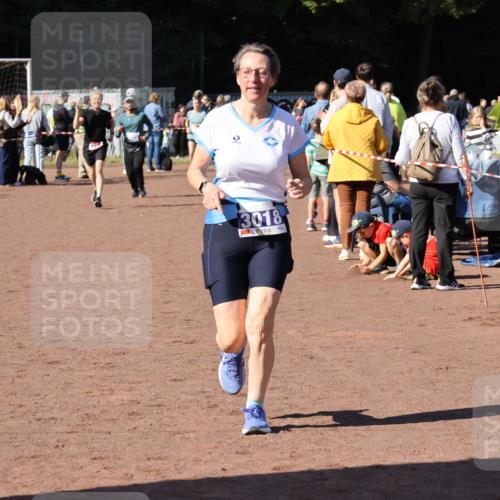 27.09.2026 - 35. Volkslauf durch das schöne Alstertal Strokosch-Dieckow http://msf.ph/oto/10583717 27.09.2026 11:43:03 Ziel 1460, 3018 meine-sportfotos.de