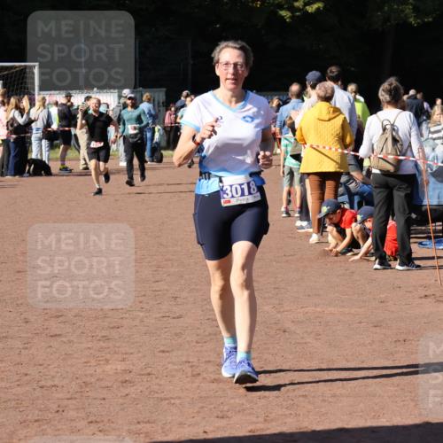 27.09.2026 - 35. Volkslauf durch das schöne Alstertal Strokosch-Dieckow http://msf.ph/oto/10583724 27.09.2026 11:43:03 Ziel 1460, 3018 meine-sportfotos.de