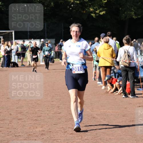 27.09.2026 - 35. Volkslauf durch das schöne Alstertal Strokosch-Dieckow http://msf.ph/oto/10583733 27.09.2026 11:43:03 Ziel 1460, 3018 meine-sportfotos.de