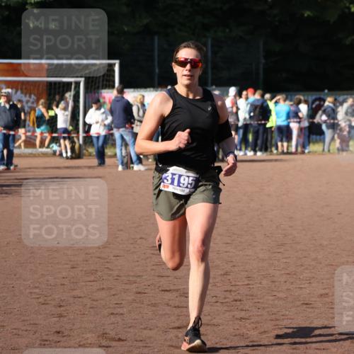 27.09.2026 - 35. Volkslauf durch das schöne Alstertal Strokosch-Dieckow http://msf.ph/oto/10583783 27.09.2026 11:22:35 Ziel 3195 meine-sportfotos.de