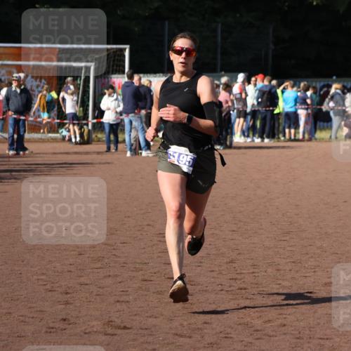 27.09.2026 - 35. Volkslauf durch das schöne Alstertal Strokosch-Dieckow http://msf.ph/oto/10583791 27.09.2026 11:22:34 Ziel 3195 meine-sportfotos.de