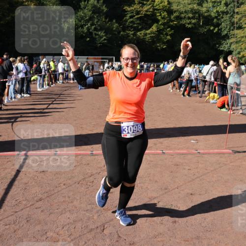 27.09.2026 - 35. Volkslauf durch das schöne Alstertal Strokosch-Dieckow http://msf.ph/oto/10583800 27.09.2026 11:42:43 Ziel 3098 meine-sportfotos.de