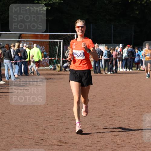 27.09.2026 - 35. Volkslauf durch das schöne Alstertal Strokosch-Dieckow http://msf.ph/oto/10583818 27.09.2026 11:22:13 Ziel 3289 meine-sportfotos.de
