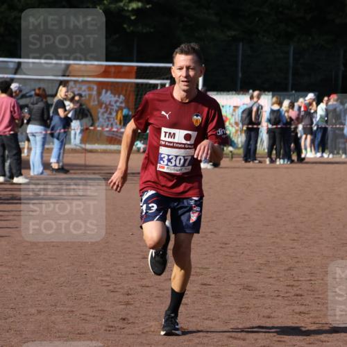 27.09.2026 - 35. Volkslauf durch das schöne Alstertal Strokosch-Dieckow http://msf.ph/oto/10583855 27.09.2026 11:21:57 Ziel 3307, 3399 meine-sportfotos.de