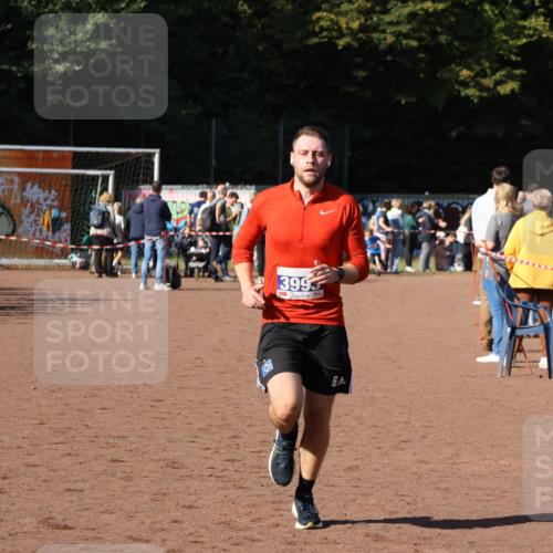 27.09.2026 - 35. Volkslauf durch das schöne Alstertal Strokosch-Dieckow http://msf.ph/oto/10583891 27.09.2026 11:21:35 Ziel 1403, 3993 meine-sportfotos.de
