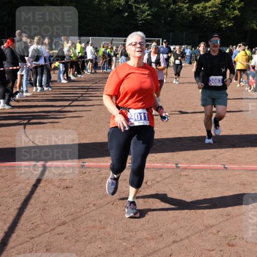 27.09.2026 - 35. Volkslauf durch das schöne Alstertal Strokosch-Dieckow http://msf.ph/oto/10583918 27.09.2026 11:42:19 Ziel 3011, 3054, 3055, 3083, 3084, 3170, 3318, 3352, 3419 meine-sportfotos.de