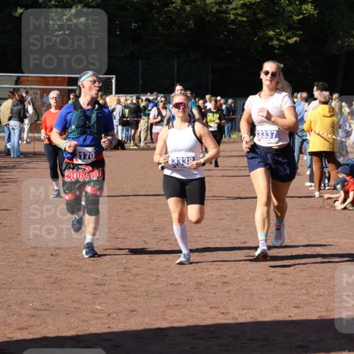 27.09.2026 - 35. Volkslauf durch das schöne Alstertal Strokosch-Dieckow http://msf.ph/oto/10583949 27.09.2026 11:42:12 Ziel 3011, 3083, 3143, 3170, 3337, 3338, 3352 meine-sportfotos.de
