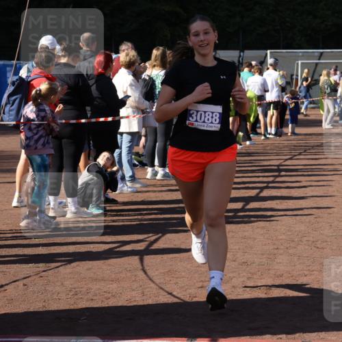 27.09.2026 - 35. Volkslauf durch das schöne Alstertal Strokosch-Dieckow http://msf.ph/oto/10583973 27.09.2026 11:41:40 Ziel 3088 meine-sportfotos.de