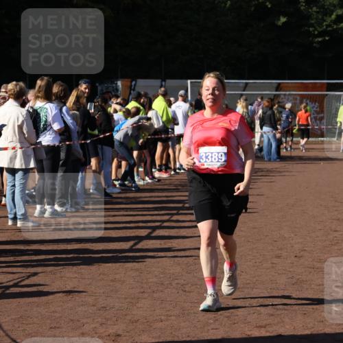 27.09.2026 - 35. Volkslauf durch das schöne Alstertal Strokosch-Dieckow http://msf.ph/oto/10583992 27.09.2026 11:41:20 Ziel 3125, 3126, 3351, 3389 meine-sportfotos.de