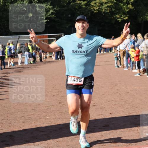 27.09.2026 - 35. Volkslauf durch das schöne Alstertal Strokosch-Dieckow http://msf.ph/oto/10584090 27.09.2026 11:37:38 Ziel 1436, 3053 meine-sportfotos.de