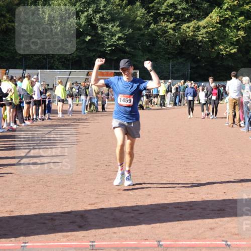 27.09.2026 - 35. Volkslauf durch das schöne Alstertal Strokosch-Dieckow http://msf.ph/oto/10584208 27.09.2026 11:39:48 Ziel 1459 meine-sportfotos.de