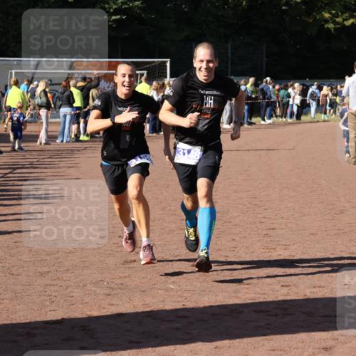 27.09.2026 - 35. Volkslauf durch das schöne Alstertal Strokosch-Dieckow http://msf.ph/oto/10584274 27.09.2026 11:39:15 Ziel 1529, 3148, 3159 meine-sportfotos.de