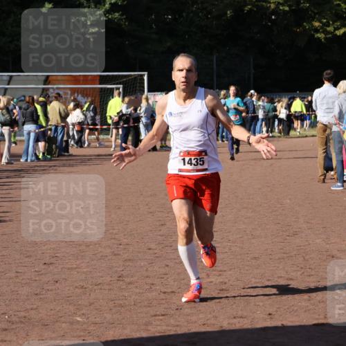27.09.2026 - 35. Volkslauf durch das schöne Alstertal Strokosch-Dieckow http://msf.ph/oto/10584310 27.09.2026 11:39:03 Ziel 1435 meine-sportfotos.de