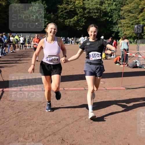 27.09.2026 - 35. Volkslauf durch das schöne Alstertal Strokosch-Dieckow http://msf.ph/oto/10584417 27.09.2026 11:38:03 Ziel 1431, 2242, 3104, 3105, 3171 meine-sportfotos.de