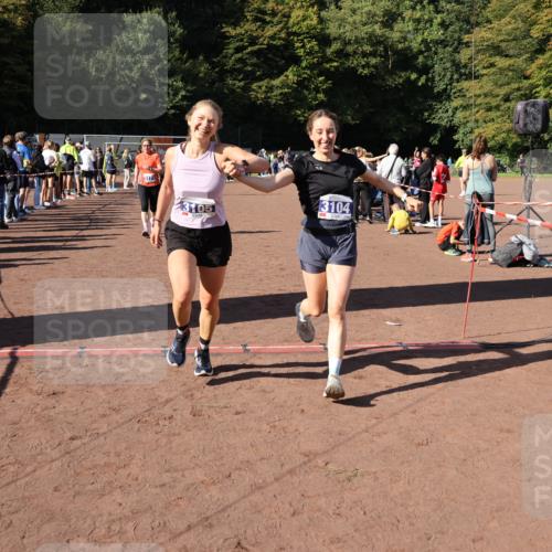 27.09.2026 - 35. Volkslauf durch das schöne Alstertal Strokosch-Dieckow http://msf.ph/oto/10584429 27.09.2026 11:38:02 Ziel 1431, 3104, 3105, 3171, 3240 meine-sportfotos.de
