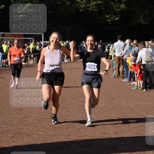 27.09.2026 - 35. Volkslauf durch das schöne Alstertal Strokosch-Dieckow http://msf.ph/oto/10584450 27.09.2026 11:38:01 Ziel 1431, 3104, 3105, 3171, 3240 meine-sportfotos.de