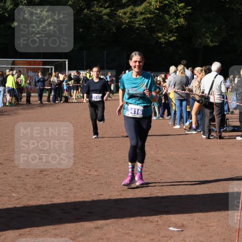27.09.2026 - 35. Volkslauf durch das schöne Alstertal Strokosch-Dieckow http://msf.ph/oto/10584577 27.09.2026 11:35:39 Ziel 3181, 3416 meine-sportfotos.de