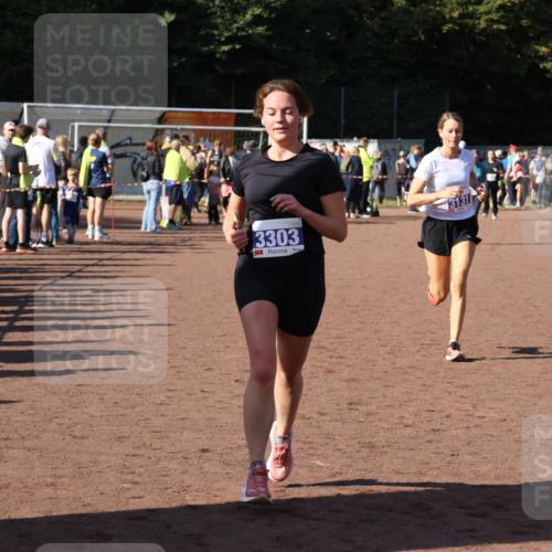 27.09.2026 - 35. Volkslauf durch das schöne Alstertal Strokosch-Dieckow http://msf.ph/oto/10584604 27.09.2026 11:35:29 Ziel 1429, 3131, 3271, 3303 meine-sportfotos.de