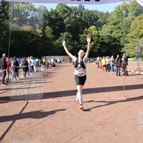 27.09.2026 - 35. Volkslauf durch das schöne Alstertal Strokosch-Dieckow http://msf.ph/oto/10584719 27.09.2026 11:51:01 Ziel 1027, 1514 meine-sportfotos.de