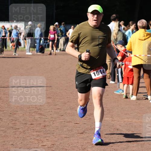 27.09.2026 - 35. Volkslauf durch das schöne Alstertal Strokosch-Dieckow http://msf.ph/oto/10584747 27.09.2026 11:50:56 Ziel 1027, 1514 meine-sportfotos.de