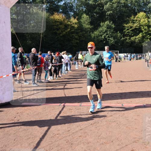 27.09.2026 - 35. Volkslauf durch das schöne Alstertal Strokosch-Dieckow http://msf.ph/oto/10584828 27.09.2026 11:50:31 Ziel 1468, 1726 meine-sportfotos.de
